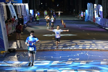 HO CHI MINH CITY NIGHT RUN EXIMBANK 2024 - Ảnh #2033070