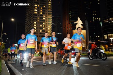 HO CHI MINH CITY NIGHT RUN EXIMBANK 2024 - Ảnh #1989880