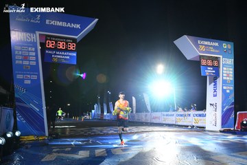 HO CHI MINH CITY NIGHT RUN EXIMBANK 2024 - Ảnh #2065769