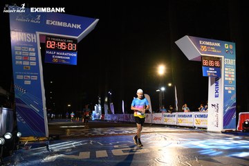HO CHI MINH CITY NIGHT RUN EXIMBANK 2024 - Ảnh #2065086