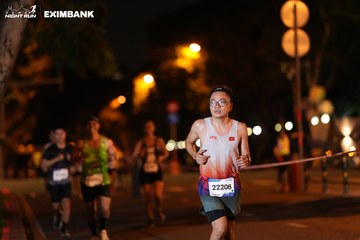 HO CHI MINH CITY NIGHT RUN EXIMBANK 2024 - Ảnh #2159494