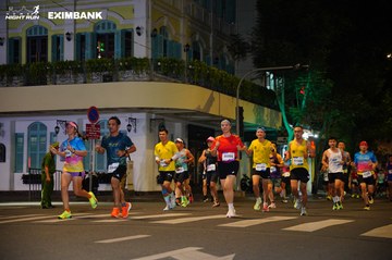 HO CHI MINH CITY NIGHT RUN EXIMBANK 2024 - Ảnh #2031367