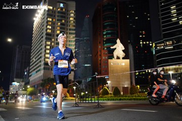 HO CHI MINH CITY NIGHT RUN EXIMBANK 2024 - Ảnh #1989404