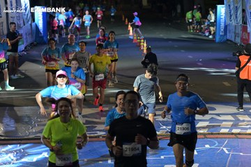 HO CHI MINH CITY NIGHT RUN EXIMBANK 2024 - Ảnh #2028050