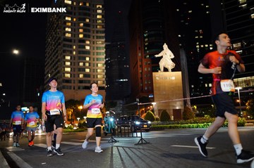 HO CHI MINH CITY NIGHT RUN EXIMBANK 2024 - Ảnh #1990969