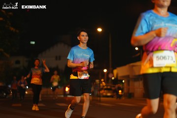 HO CHI MINH CITY NIGHT RUN EXIMBANK 2024 - Ảnh #2029001