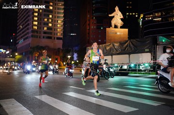 HO CHI MINH CITY NIGHT RUN EXIMBANK 2024 - Ảnh #1989026