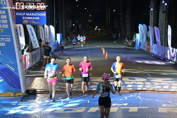 HO CHI MINH CITY NIGHT RUN EXIMBANK 2024 - Ảnh #2028749