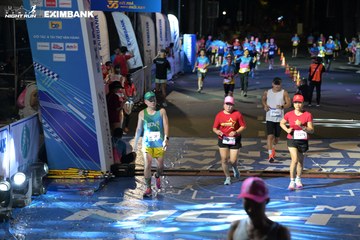 HO CHI MINH CITY NIGHT RUN EXIMBANK 2024 - Ảnh #2030771