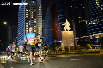 HO CHI MINH CITY NIGHT RUN EXIMBANK 2024 - Ảnh #1989968