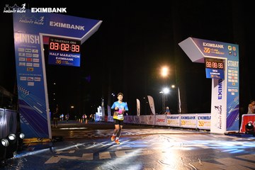 HO CHI MINH CITY NIGHT RUN EXIMBANK 2024 - Ảnh #2062786