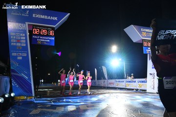 HO CHI MINH CITY NIGHT RUN EXIMBANK 2024 - Ảnh #2064790