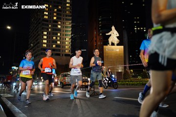 HO CHI MINH CITY NIGHT RUN EXIMBANK 2024 - Ảnh #1989816