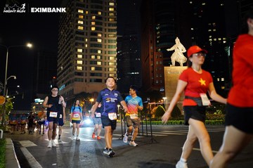 HO CHI MINH CITY NIGHT RUN EXIMBANK 2024 - Ảnh #1991329