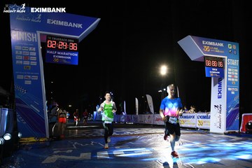 HO CHI MINH CITY NIGHT RUN EXIMBANK 2024 - Ảnh #2059822