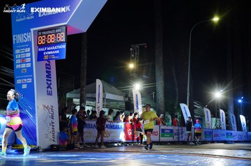 HO CHI MINH CITY NIGHT RUN EXIMBANK 2024 - Ảnh #2034621