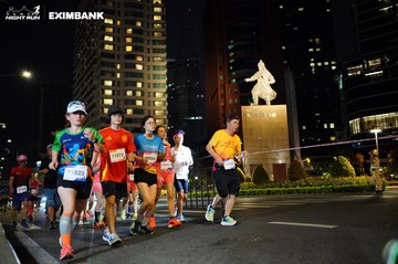 HO CHI MINH CITY NIGHT RUN EXIMBANK 2024 - Ảnh #1989989