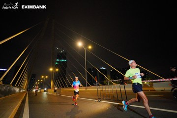 HO CHI MINH CITY NIGHT RUN EXIMBANK 2024 - Ảnh #2024023