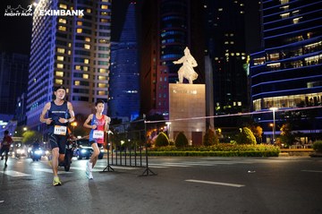 HO CHI MINH CITY NIGHT RUN EXIMBANK 2024 - Ảnh #1989147