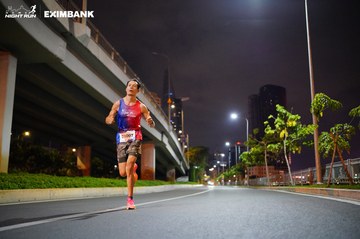 HO CHI MINH CITY NIGHT RUN EXIMBANK 2024 - Ảnh #1988556