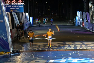 HO CHI MINH CITY NIGHT RUN EXIMBANK 2024 - Ảnh #2027262