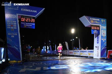 HO CHI MINH CITY NIGHT RUN EXIMBANK 2024 - Ảnh #2063238