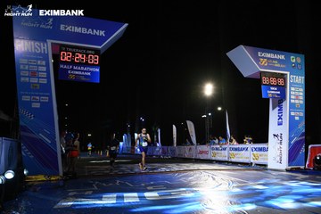 HO CHI MINH CITY NIGHT RUN EXIMBANK 2024 - Ảnh #2059300