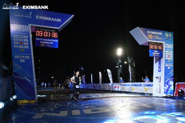 HO CHI MINH CITY NIGHT RUN EXIMBANK 2024 - Ảnh #2062111