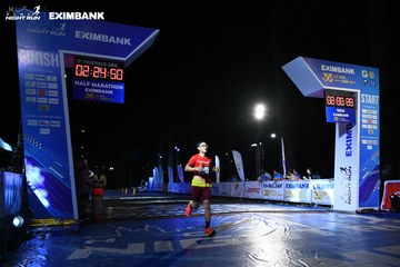 HO CHI MINH CITY NIGHT RUN EXIMBANK 2024 - Ảnh #2060134