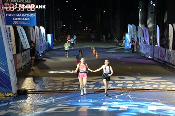 HO CHI MINH CITY NIGHT RUN EXIMBANK 2024 - Ảnh #2028096