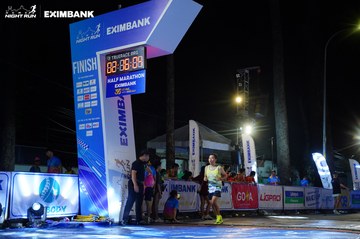 HO CHI MINH CITY NIGHT RUN EXIMBANK 2024 - Ảnh #2032969
