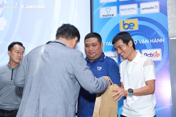 HO CHI MINH CITY NIGHT RUN EXIMBANK 2024 - Ảnh #1963505