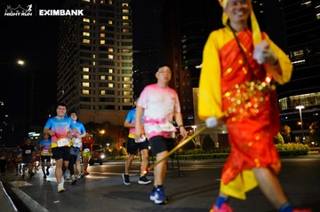 HO CHI MINH CITY NIGHT RUN EXIMBANK 2024 - Ảnh #1991225