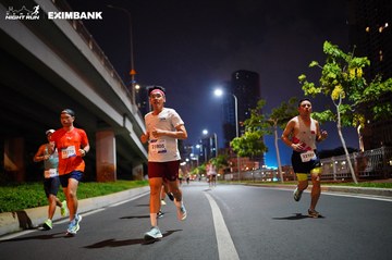 HO CHI MINH CITY NIGHT RUN EXIMBANK 2024 - Ảnh #1988784