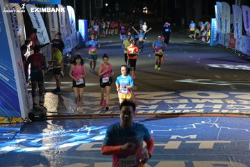 HO CHI MINH CITY NIGHT RUN EXIMBANK 2024 - Ảnh #2031883
