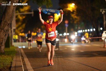 HO CHI MINH CITY NIGHT RUN EXIMBANK 2024 - Ảnh #2160050