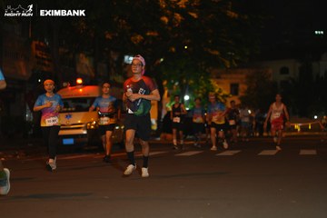 HO CHI MINH CITY NIGHT RUN EXIMBANK 2024 - Ảnh #2032160