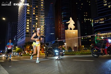 HO CHI MINH CITY NIGHT RUN EXIMBANK 2024 - Ảnh #1989375
