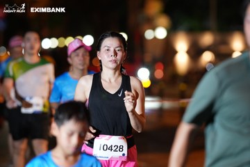 HO CHI MINH CITY NIGHT RUN EXIMBANK 2024 - Ảnh #2158861