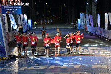 HO CHI MINH CITY NIGHT RUN EXIMBANK 2024 - Ảnh #2027750