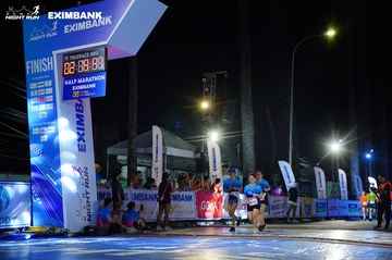 HO CHI MINH CITY NIGHT RUN EXIMBANK 2024 - Ảnh #2033160