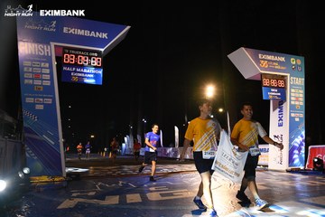 HO CHI MINH CITY NIGHT RUN EXIMBANK 2024 - Ảnh #2063576