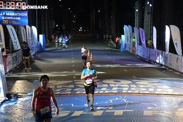HO CHI MINH CITY NIGHT RUN EXIMBANK 2024 - Ảnh #2028553