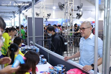 HO CHI MINH CITY NIGHT RUN EXIMBANK 2024 - Ảnh #1964318