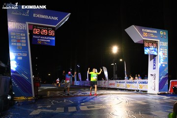 HO CHI MINH CITY NIGHT RUN EXIMBANK 2024 - Ảnh #2065402