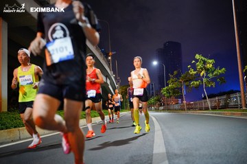 HO CHI MINH CITY NIGHT RUN EXIMBANK 2024 - Ảnh #1988649