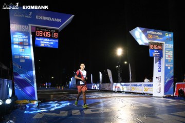 HO CHI MINH CITY NIGHT RUN EXIMBANK 2024 - Ảnh #2064161