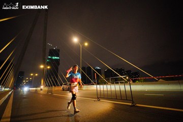 HO CHI MINH CITY NIGHT RUN EXIMBANK 2024 - Ảnh #2027073