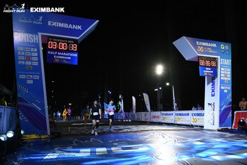 HO CHI MINH CITY NIGHT RUN EXIMBANK 2024 - Ảnh #2061098
