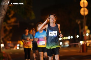 HO CHI MINH CITY NIGHT RUN EXIMBANK 2024 - Ảnh #2160603